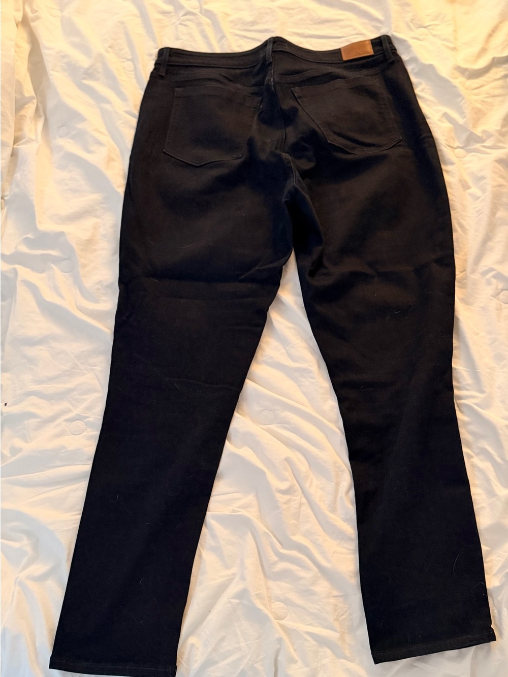 High-Rise Black Skinny Jeans — Sleek Everyday Fit